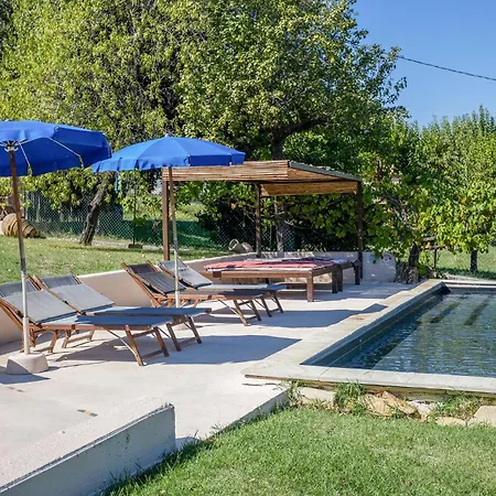 Vakantiehuis Amazing In With Outdoor Swimming Pool Serra San Quirico